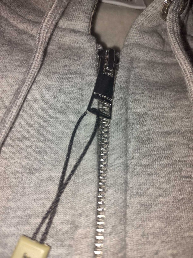 High quality Burberry Zip up Hoodie Size L in kids - photo 3