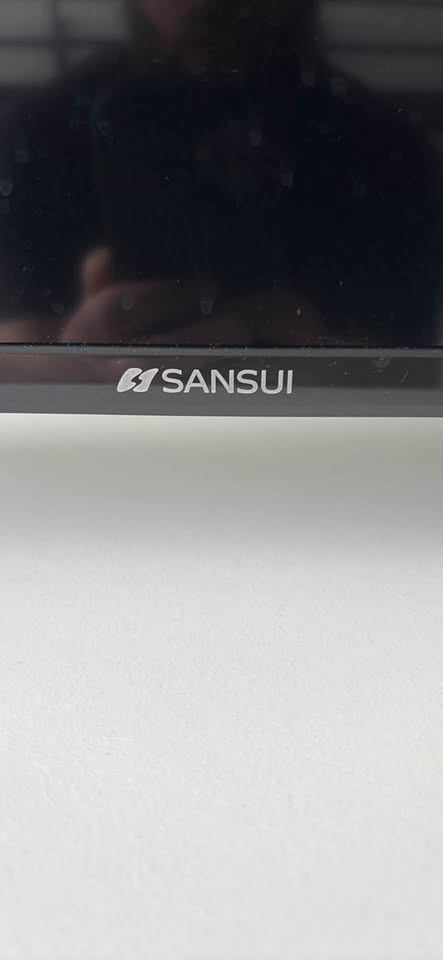 Small 33” Sansui TV - photo 2