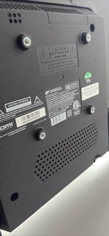 Small 33” Sansui TV - photo 3