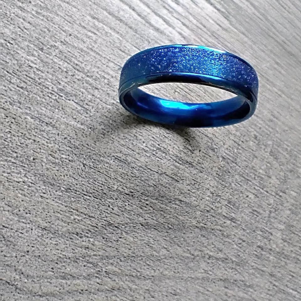 Sparkling Blue Ring