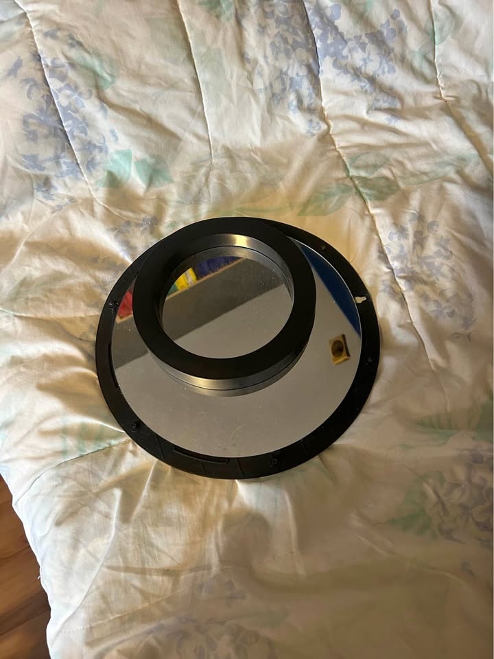 2 Circle Mirrors - One Rimless