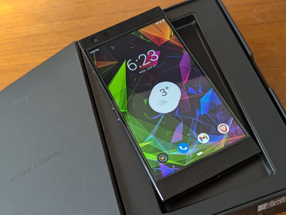 Razer Phone 2 - photo 2