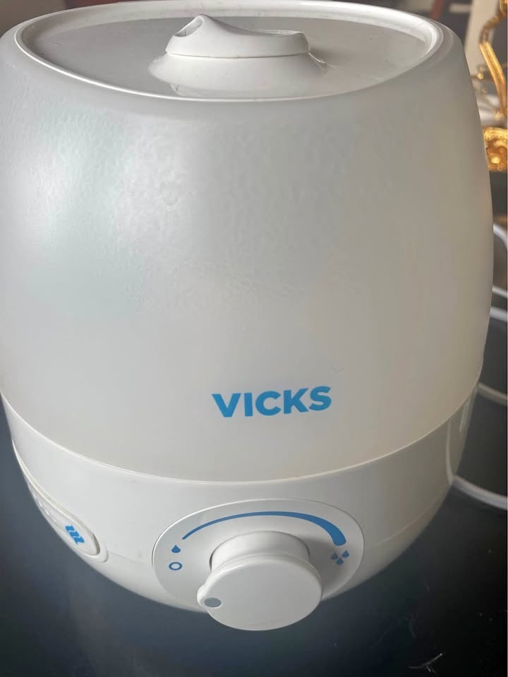 Vicks Humidifier
