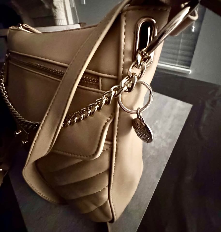 Guess Crossbody Bag - photo 2