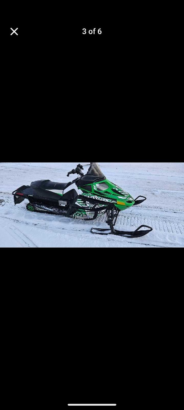 2010 Arctic Cat F8 Snowmobile - photo 3