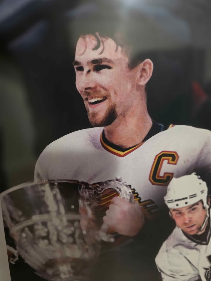 Trevor Linden Vancouver Canucks Framed Picture - photo 4