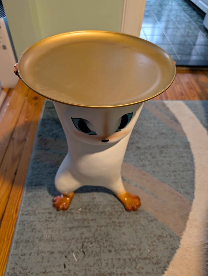 23" Cat Deco Resin Figurine Side Table - photo 3