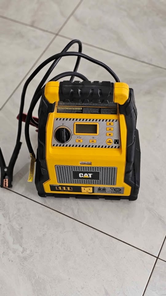 CAT Power Station Jump Starter/Tire Compressor/Power Inverter - photo 2