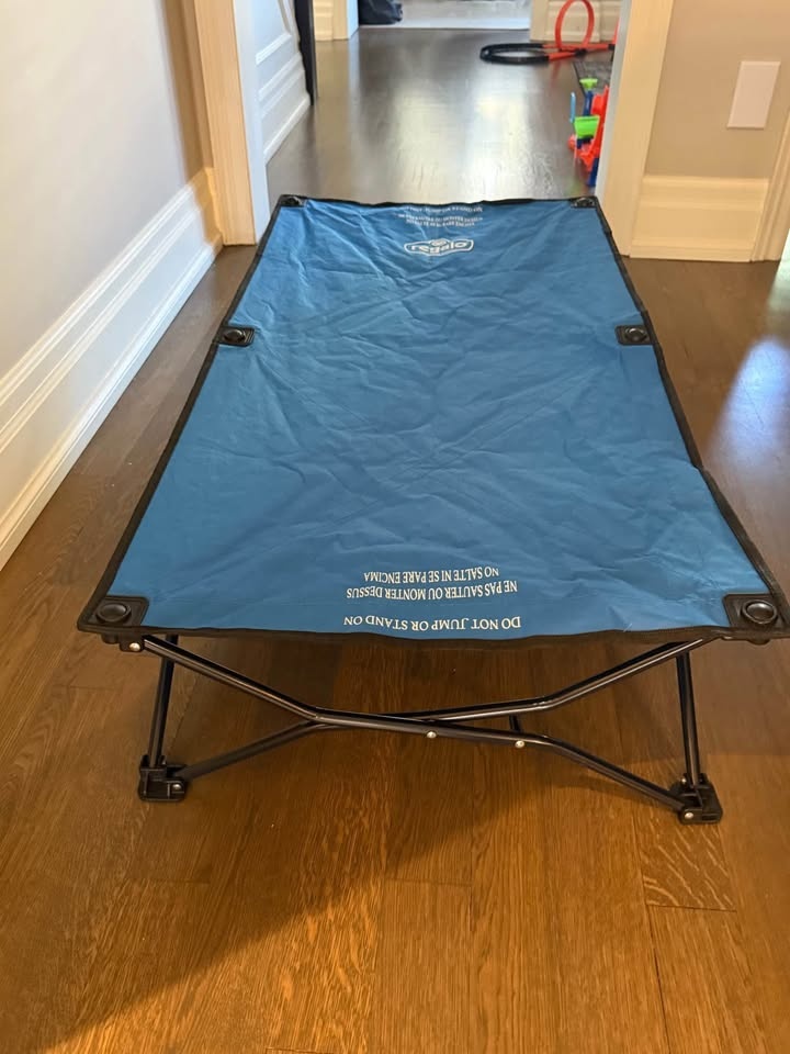 Toddler Kid Sleeping/Napping Cot - photo 3