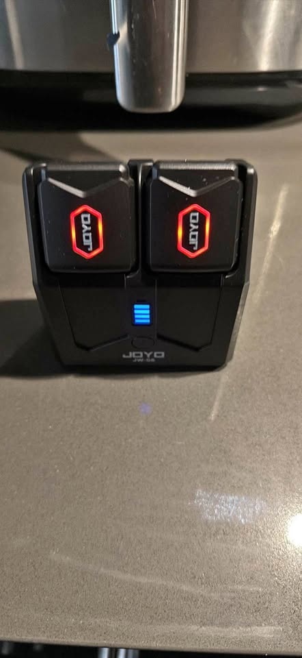 JOYO Wireless Guitar System 5.8GHz Transmitter Receiver