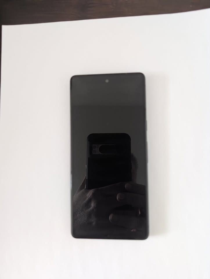 Google Pixel 7 128GB Obsidian Unlocked - photo 5