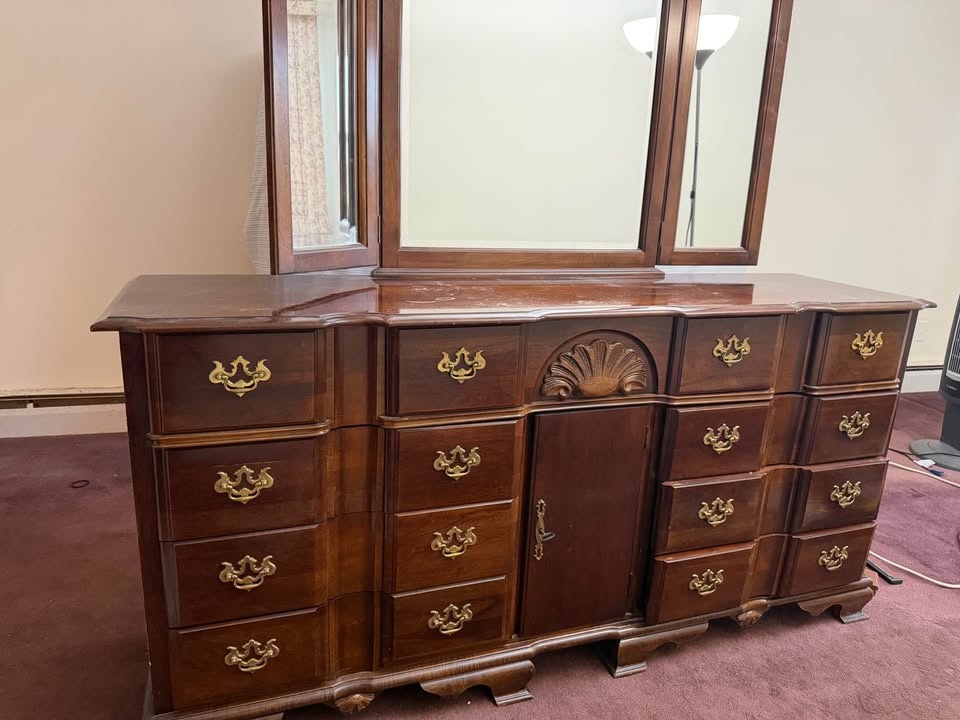 Wooden Dresser w Triple Mirror
