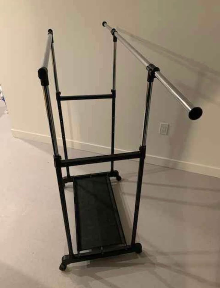Selling brand new Canadian Tire clothing rack - photo 2