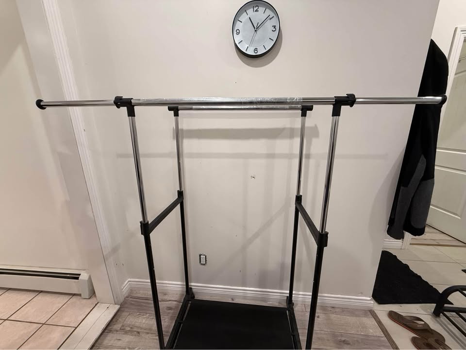 Selling brand new Canadian Tire clothing rack - photo 4
