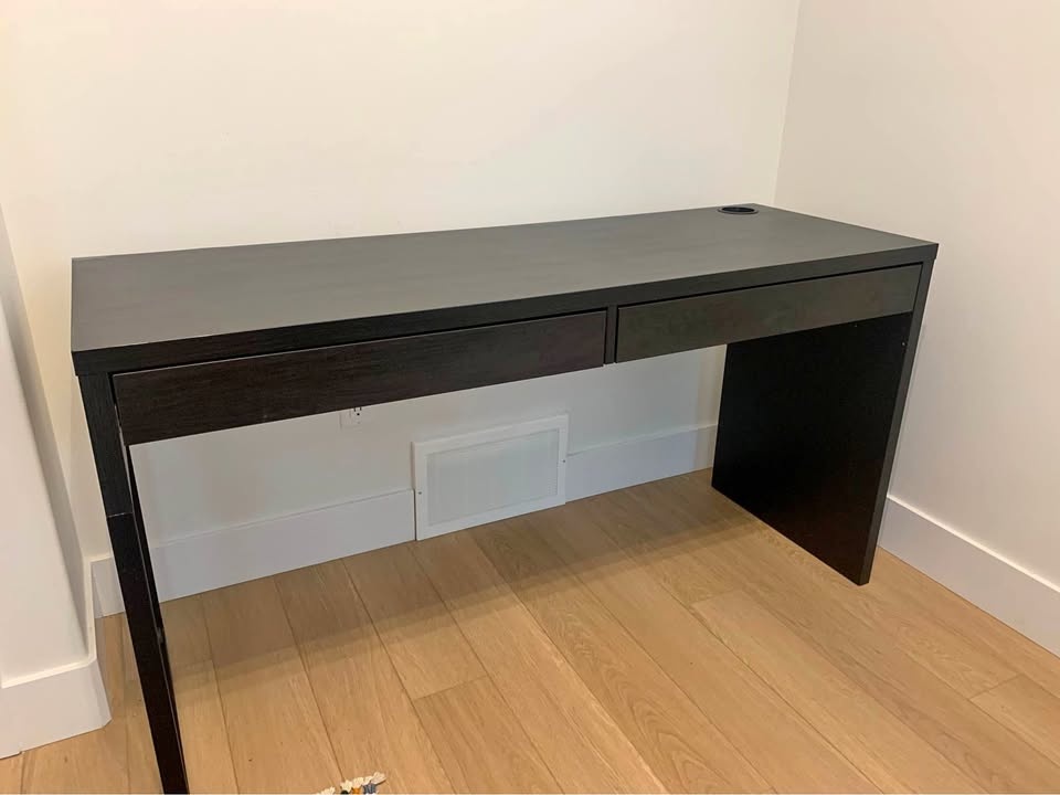 IKEA Micke Computer Desk