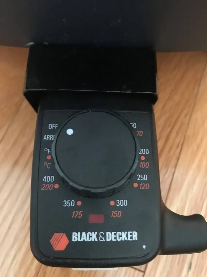 Electric Skillet - Black & Decker image indicator(2)