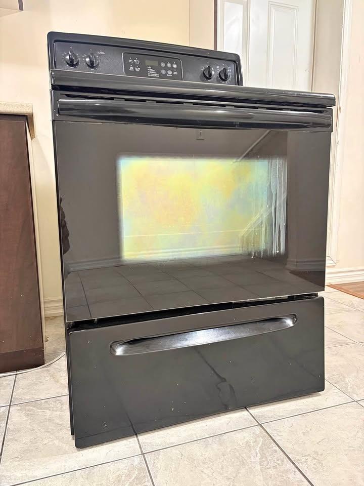 Frigidaire Stove for Sale