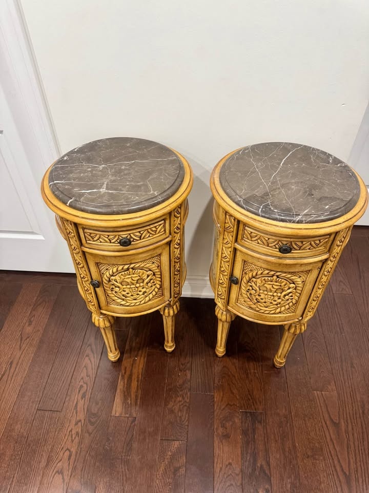 Elegant Vintage Accent Tables – Set of 2 - photo 2