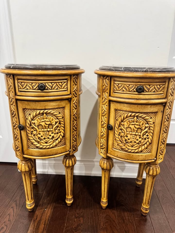 Elegant Vintage Accent Tables – Set of 2 - photo 3