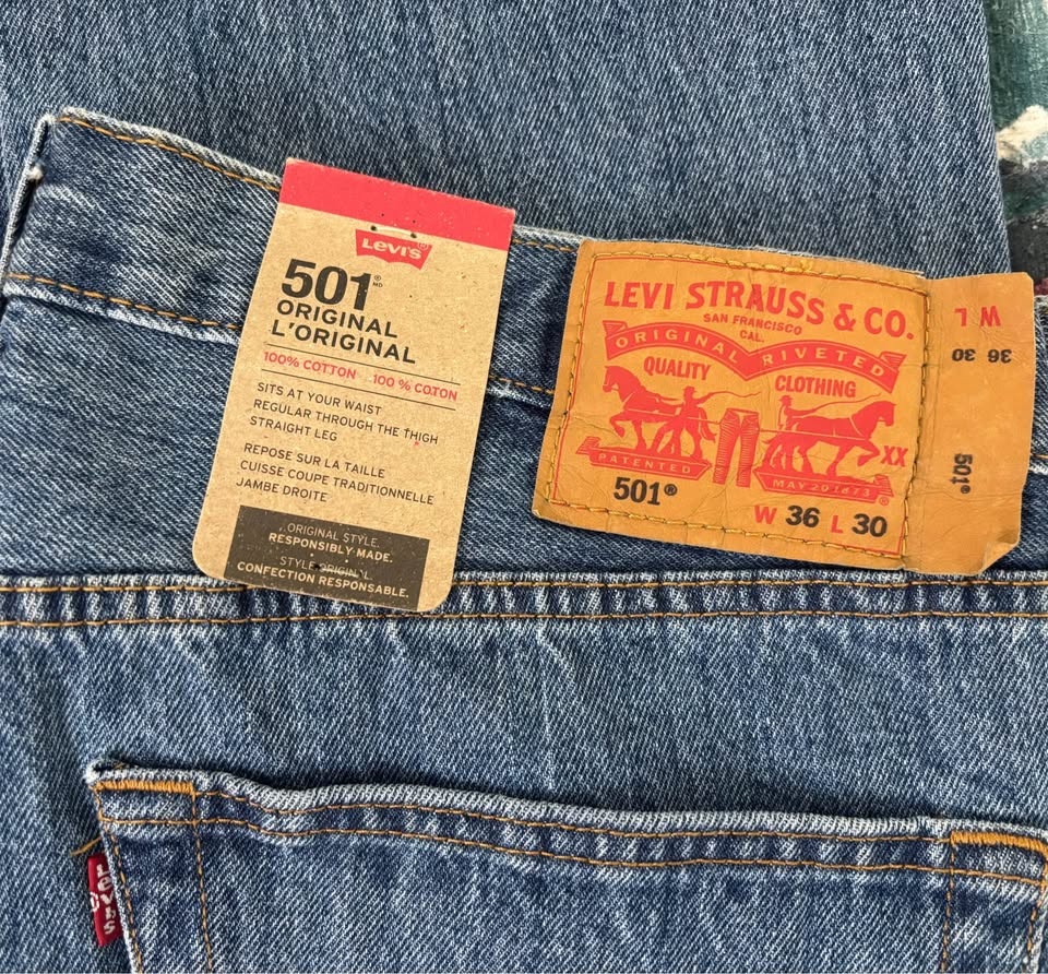 Levi's Men's 501 Original Straight Leg Denim Jeans 36x30 - photo 3