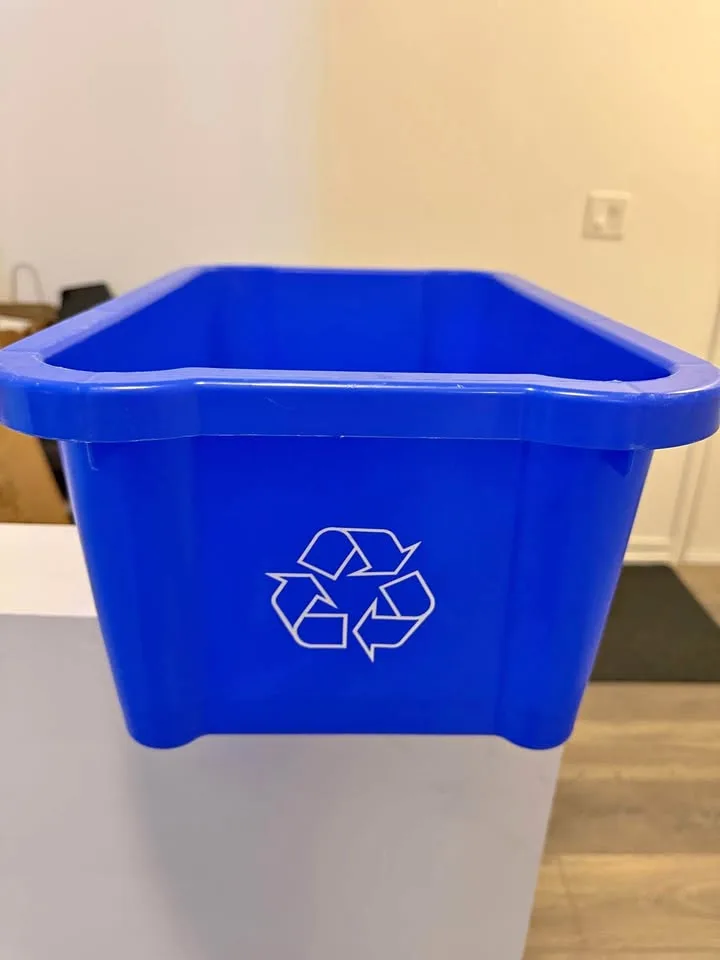 Recycling Bin Small thumbnail