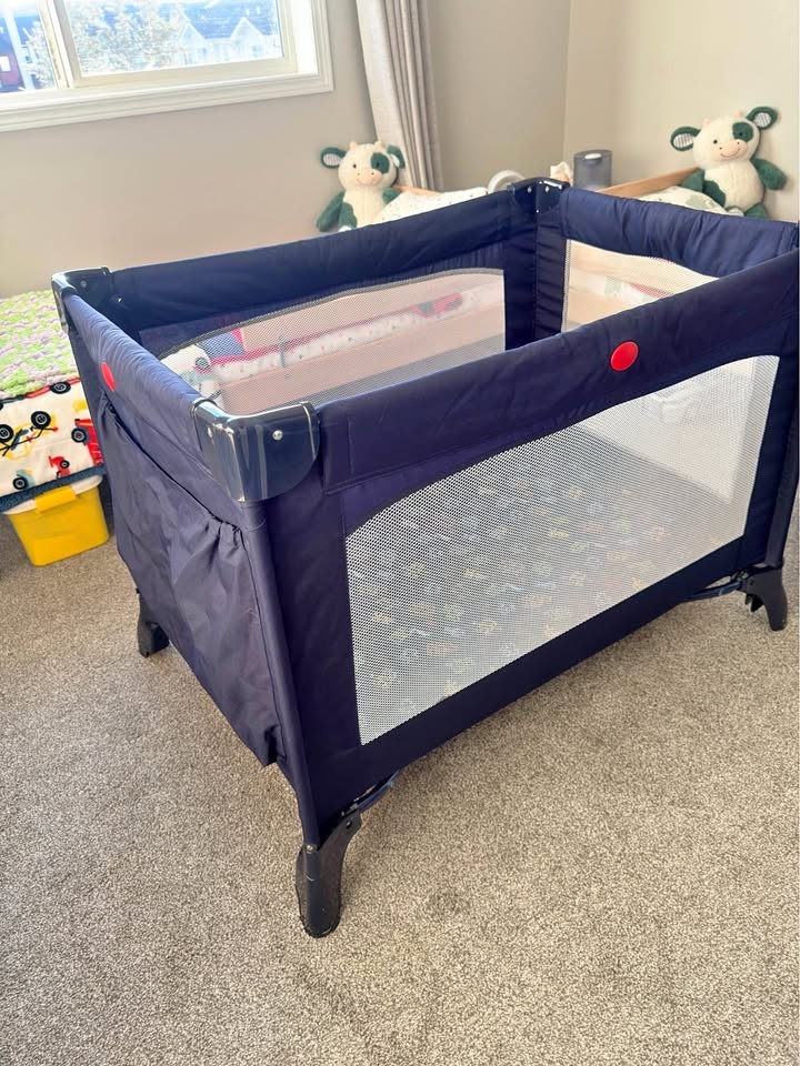 Playard Cochrane Pick Up