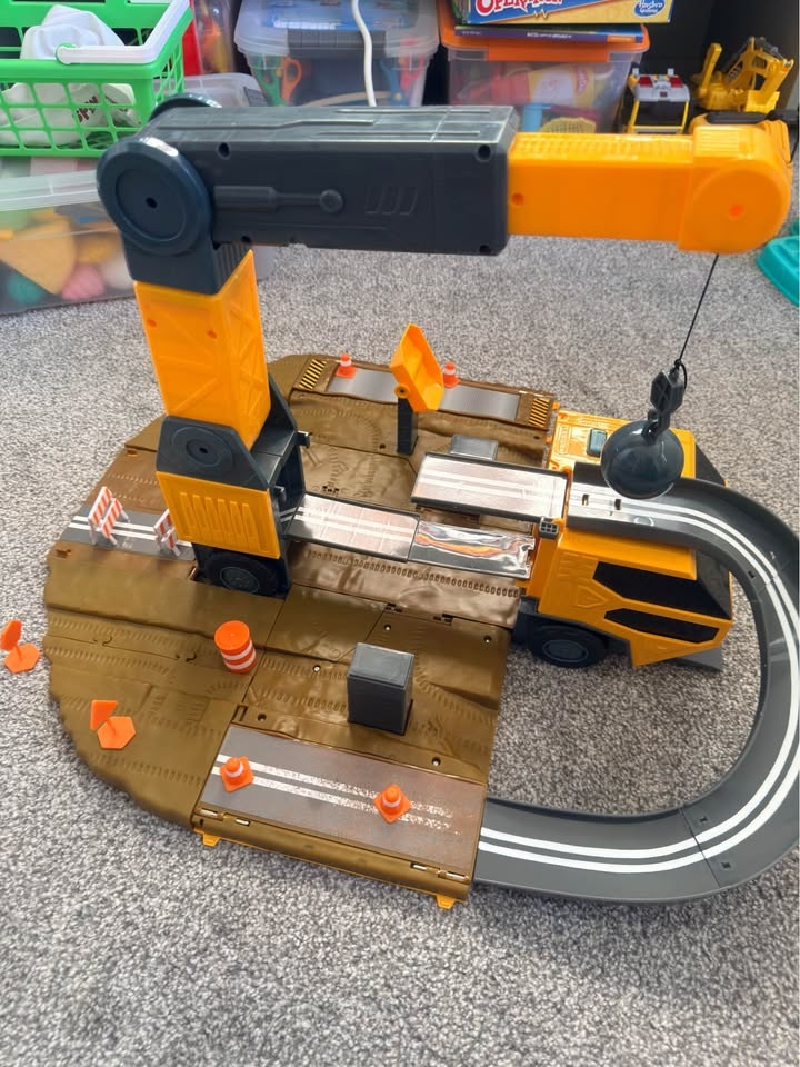 CAT Little Machines Jumbo Crane Playset