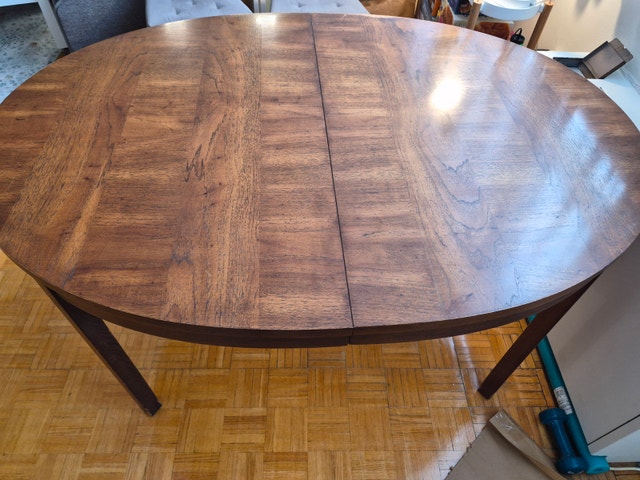 Expandable Dining Table for 4-10 persons - photo 3