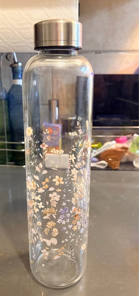 Reeho 34 oz Floral Glass Water Bottle with Sleeve - photo 2