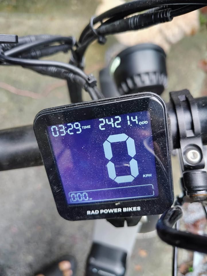 Rad Rover 6 Plus Step Thru E-Bike - 2421km - Great Condition - photo 2