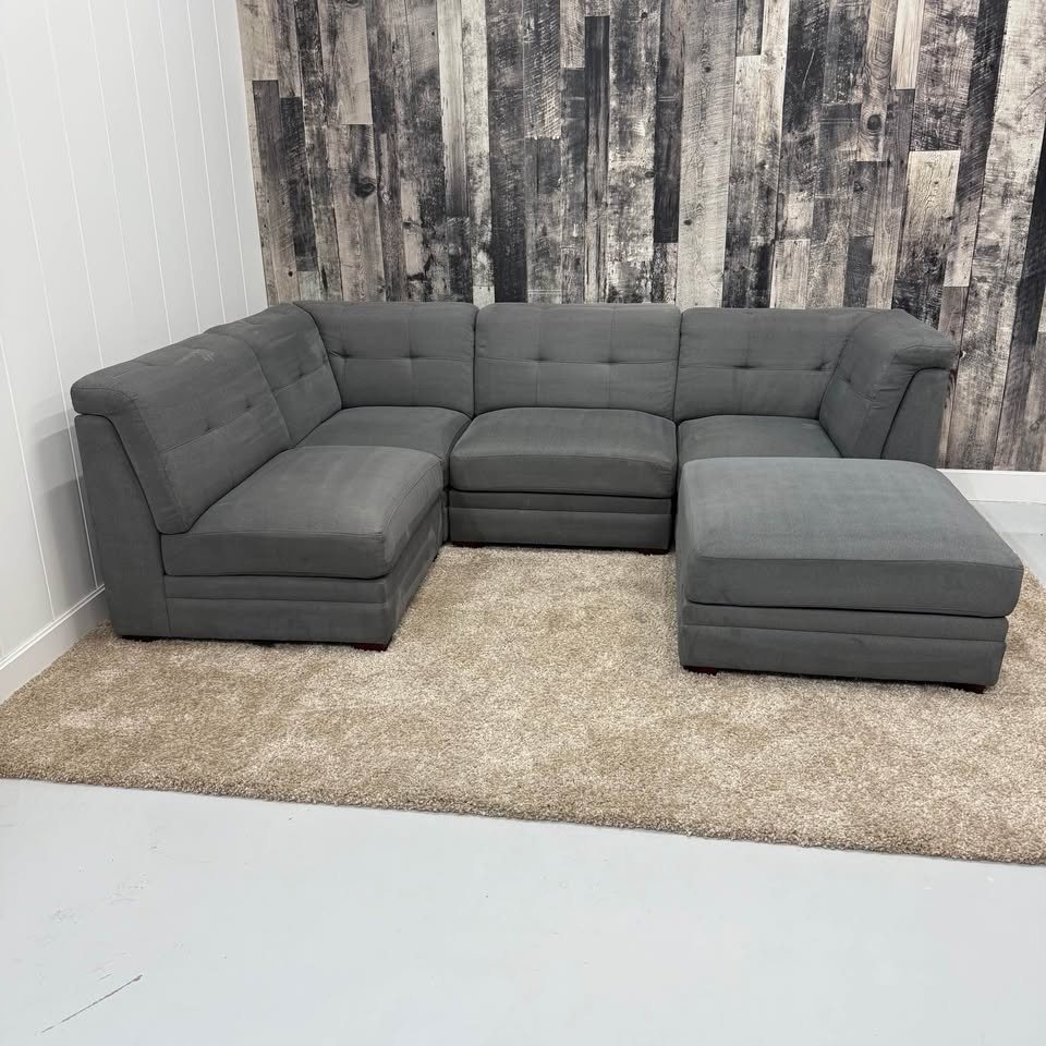 Thomasville 5-Piece Modular Sectional - photo 2
