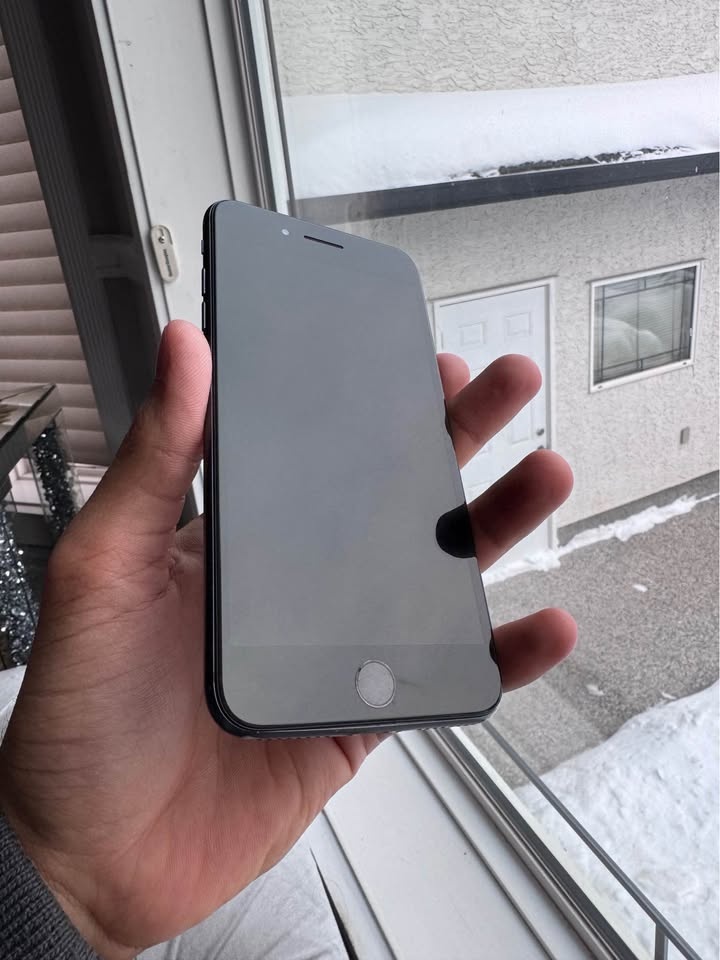 iPhone 8 Plus 64GB Black Unlocked Like New - photo 2