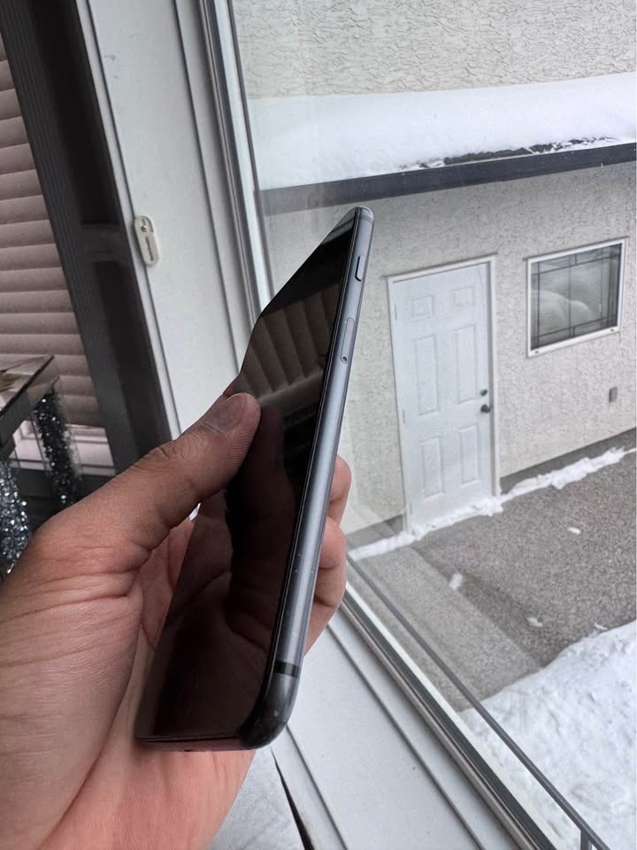 iPhone 8 Plus 64GB Black Unlocked Like New - photo 4
