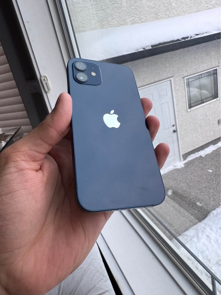 iPhone 12 256GB Blue Unlocked Mint Condition - photo 2