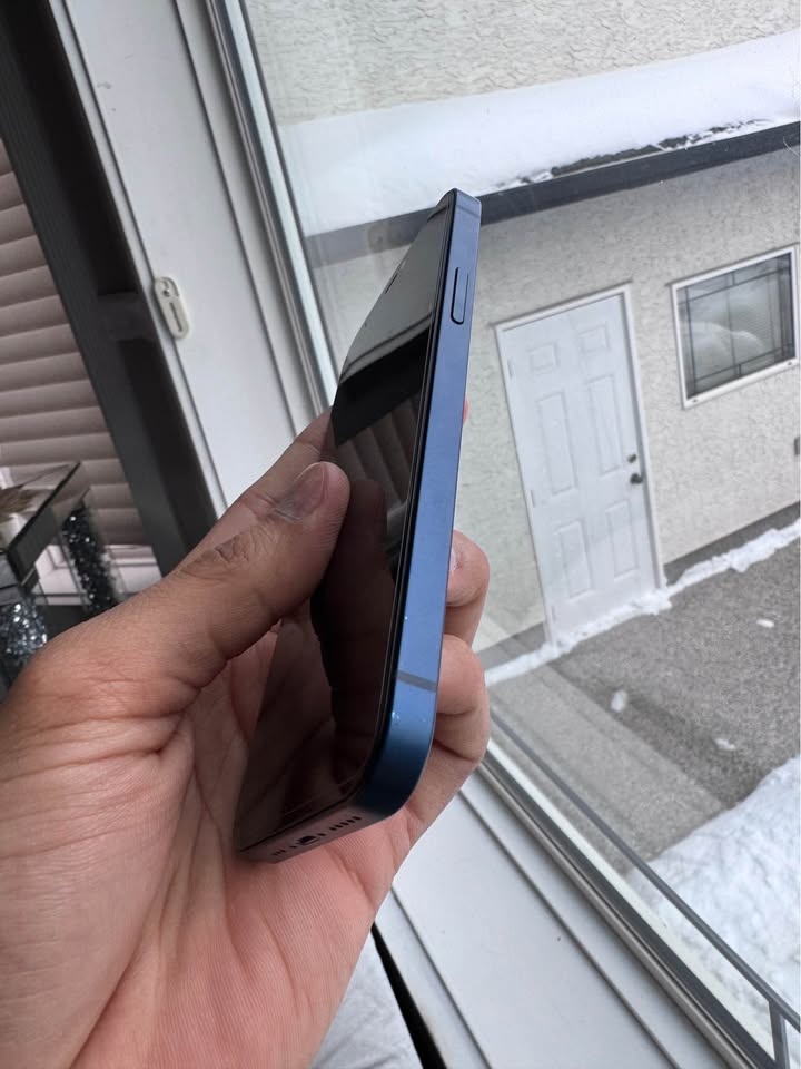 iPhone 12 256GB Blue Unlocked Mint Condition - photo 4