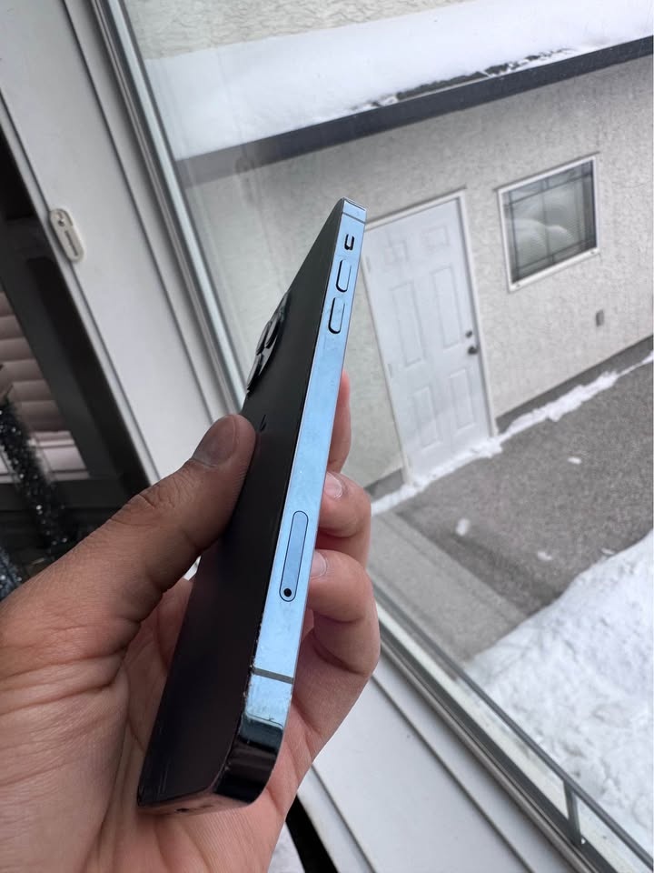 iPhone 12 Pro 128GB Blue Unlocked Fair Condition - photo 5