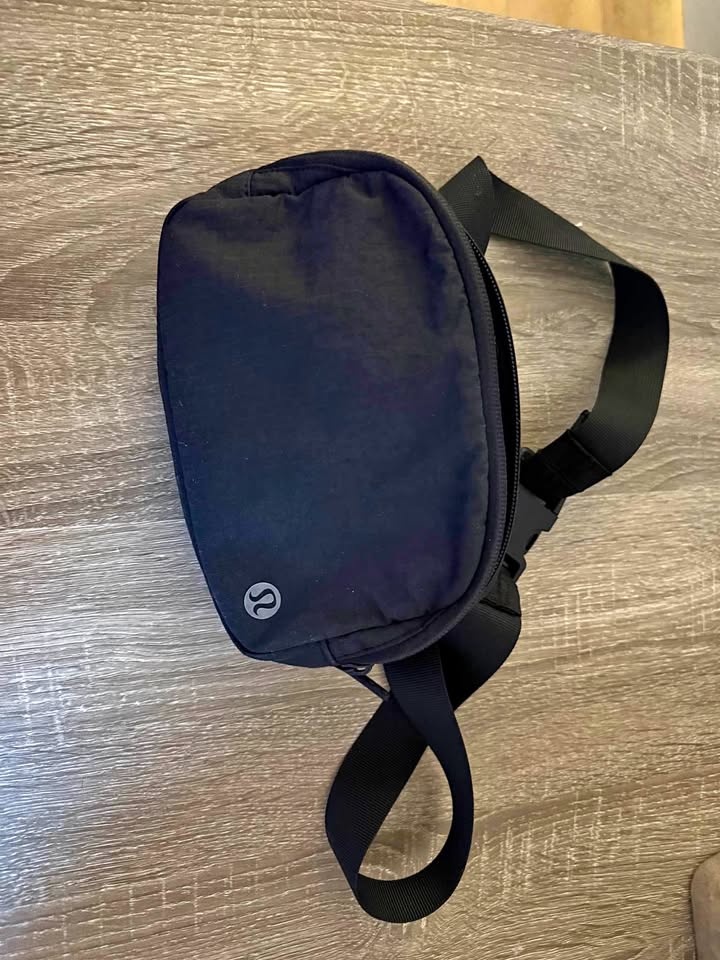 Mini Lulu belt bag 0.7L