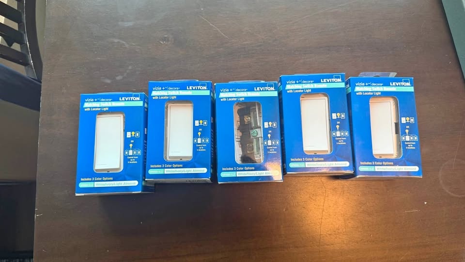 Leviton Switches - VPOSR-1LR x 5