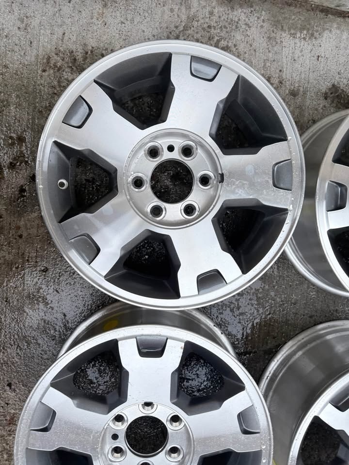 F150 OEM Rims - photo 4