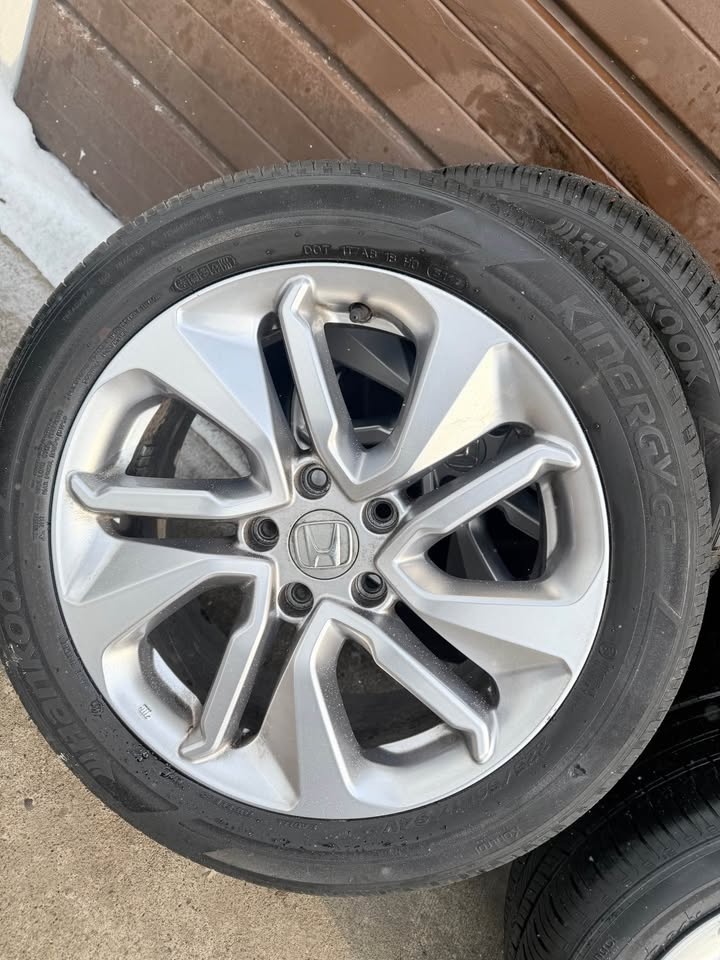 Honda Accord OEM Rims and All Season Tires - photo 3