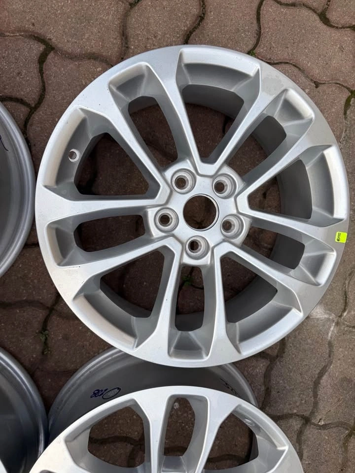 Ford Escape / Ford Maverick Rims | Karrot