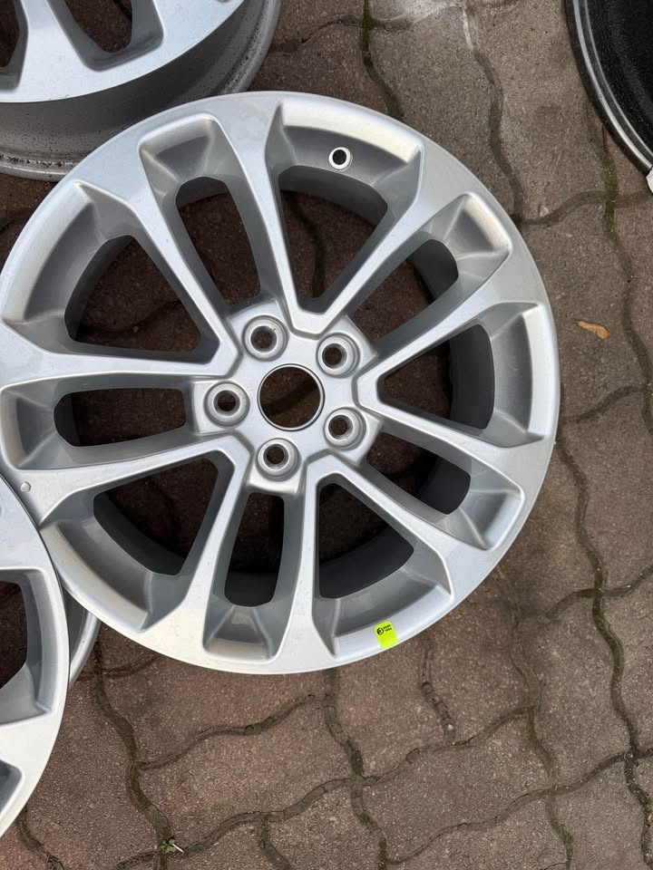 Ford Escape / Ford Maverick Rims - photo 5