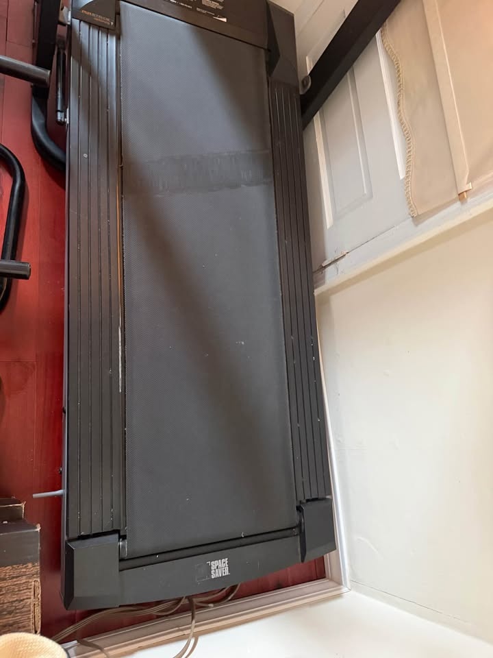 PRO-FORM Personal Trainer Treadmill Space Saver - photo 2