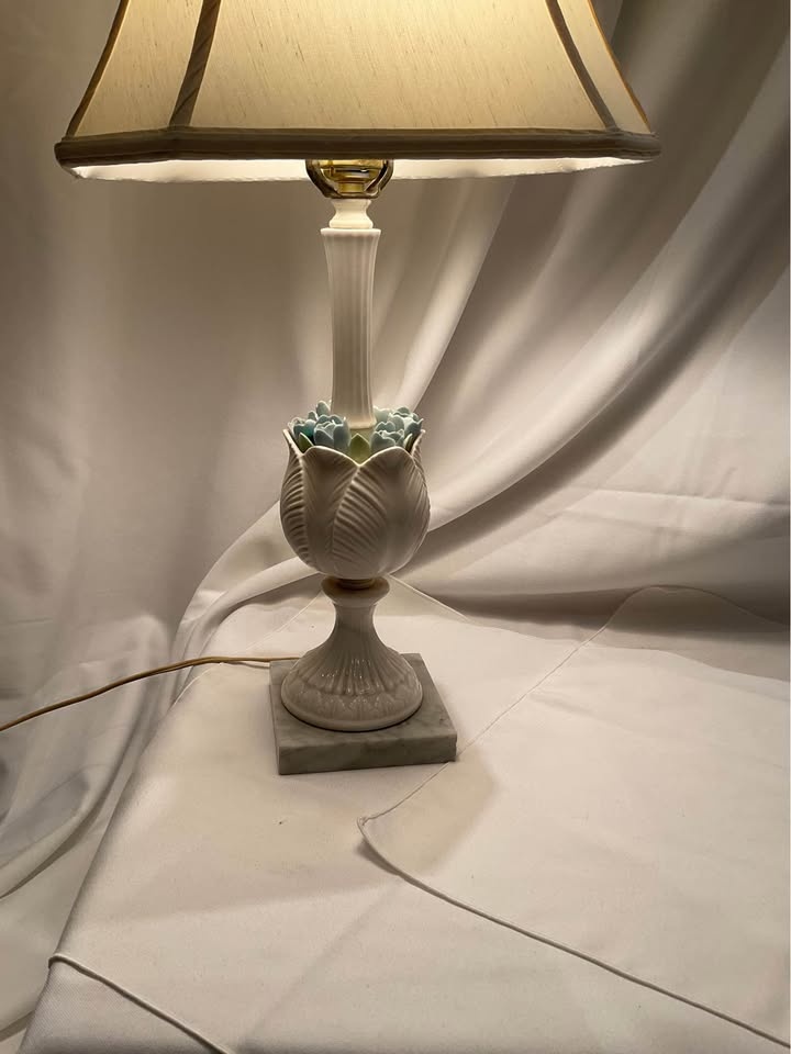 Vintage Porcelain Table Lamp - Blue Flowers, Marble Base - photo 4