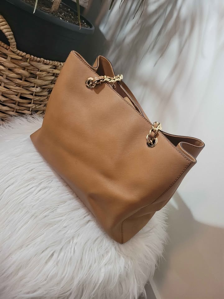 Michael Kors Jet Set Travel Large Chain Shoulder Tote - photo 4