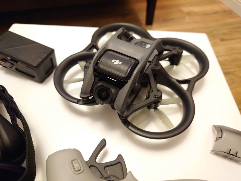 DJI Avata FPV Drone Combo w/ Goggles Integra & Motion Controller - photo 2