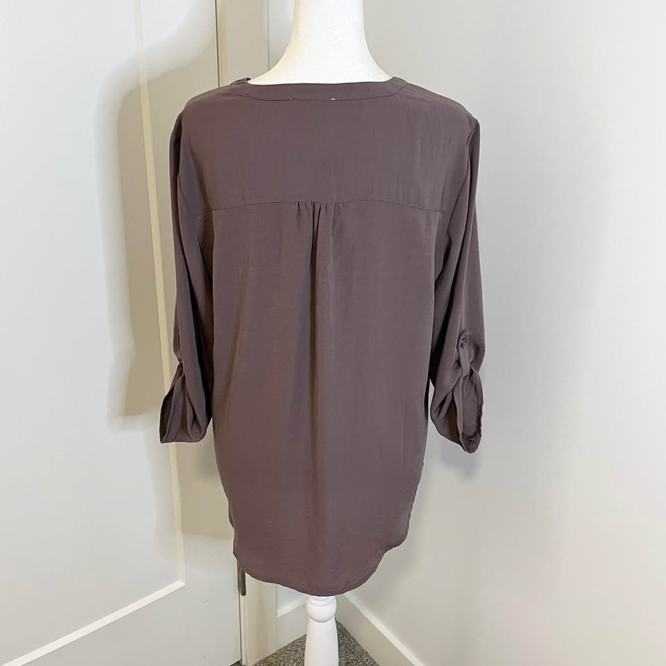 MAURICES V-neck Mauve Women’s Top - Size S - photo 5