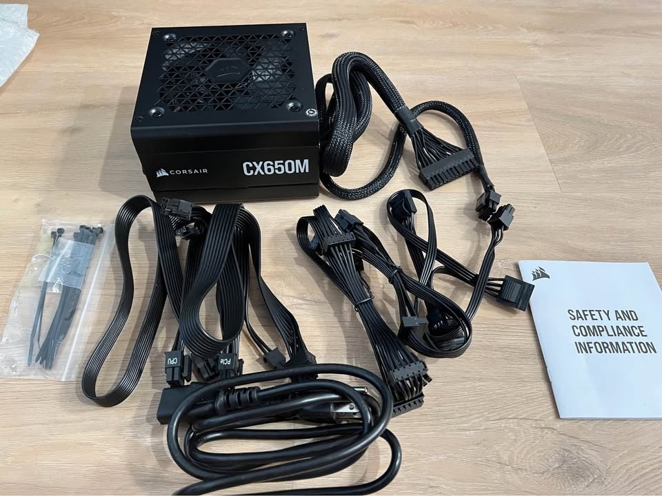 Corsair CX650M 650W 80+ Bronze Semi-Modular PSU (New) - photo 3