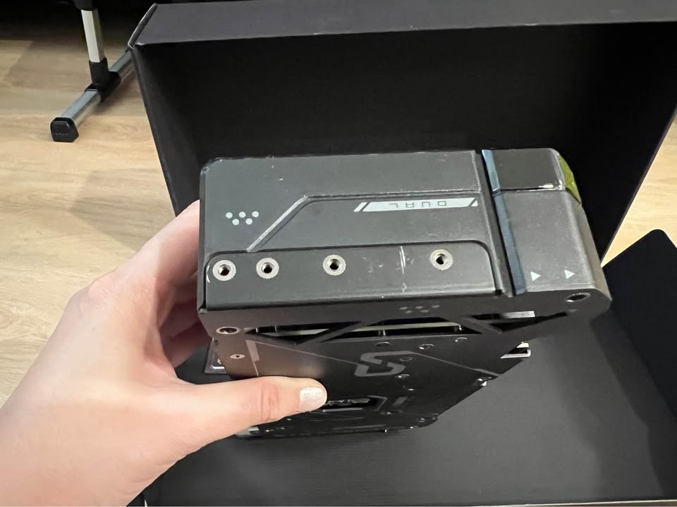 ASUS Dual GeForce RTX 4070 OC 12GB GDDR6X - Like New - photo 5