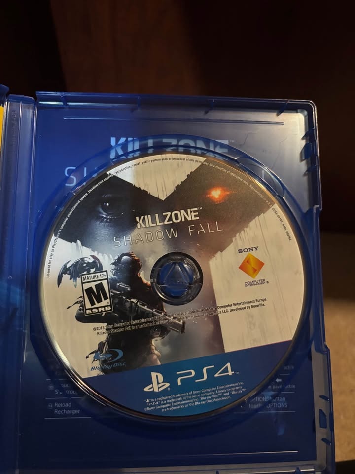 Killzone Shadow Fall PS4 Disc Version - photo 2
